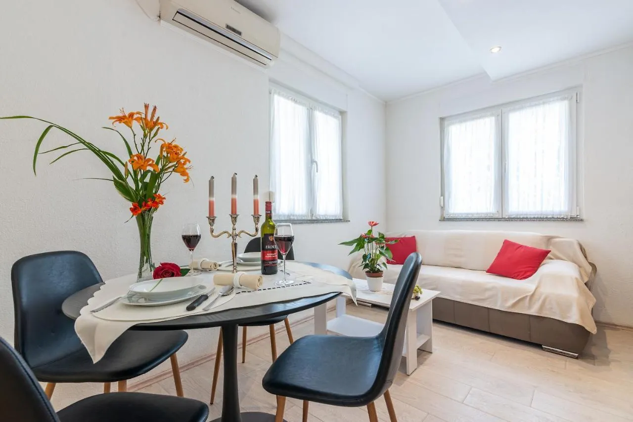 Apartamento Apartman Sandra Rijeka